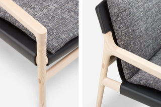 Sela Lounge Chair - Narrow Arms by De La Espada