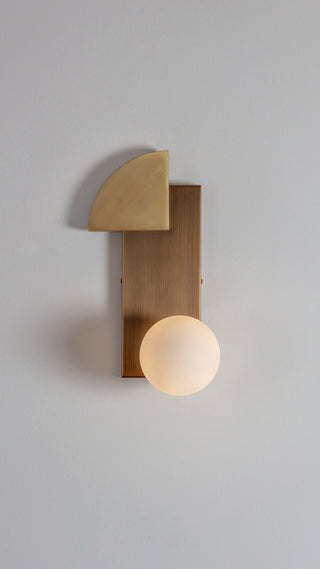 Quadrant and sphere - Wall Light by Square in Circle