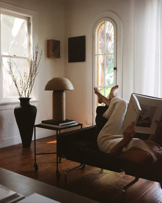 Lampe Tera en plâtre à la chaux par Ceramicah