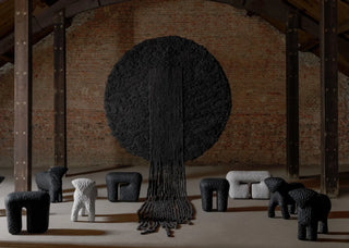 DUZHYI Stool duzhyi by Victoria Yakusha