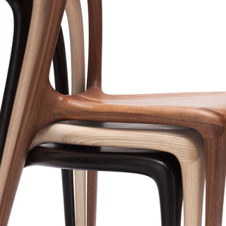 Alpha chair by Made in ratio