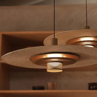 Suspension Palma beige ocre par David Pompa